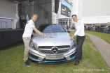 Warm Up für den Großen Preis von Deutschland mit 7.000 Mercedes-Benz Kollegen : Michael Schumacher und Nico Rosberg besuchten A-Klasse Produktionsstätte in Raststatt und bauen in der AMG Schmiede in Affalterbach einen AMG Motor zusammen!