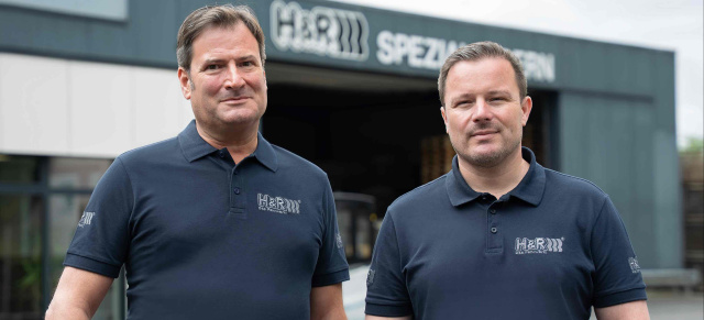 Andreas Ehbauer und Sven Gramm stellen das neue Führungsduo für die Bereiche Vertrieb sowie Marketing / PR: H&R Spezialfedern besetzt Führungspositionen neu