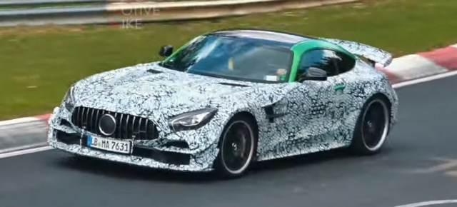 Mercedes-AMG GT Erlkönig erwischt: Mit Karacho durch die Grüne Hölle: AMG GT R Black Series auf dem Nürburgring gefilmt