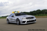 Formel 1: Mercedes führt das Feld an!: SL 63 AMG stellt Mercedes  Official F1 Safety Car & C 63 AMG T-Modell Official F1 Medical Car