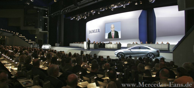 Jahreshauptversammlung 2010: Daimler peilt ehrgeizige Ziele an! : Zetsche: "Die Weichen sind gestellt!" - Vorstand und Aufsichtsrat mit 98,32 % bzw. 98,05 % entlastet 
