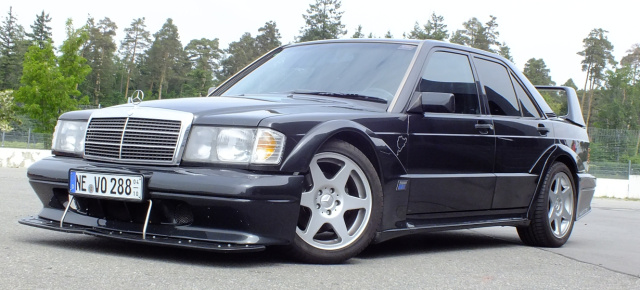 Black Bull: Mercedes 190E 2.5-16V Evo II: Mercedes verleiht dem W201 Flügel