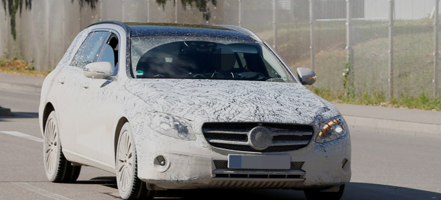 Erlkönig erwischt: Mercedes-Benz E-Klasse T-Modell 2017 : Testen die Stuttgarter den E-Klasse-Kombi womöglich schon als Offroad taugliche Version? 