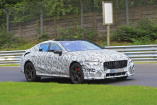 Erlkönig erwischt: Mercedes-AMG GT 4-Door auf dem Nürburgring: Spy Shot: der viertürige Mercedes-AMG GT zeigt sich mit weniger Tarnung