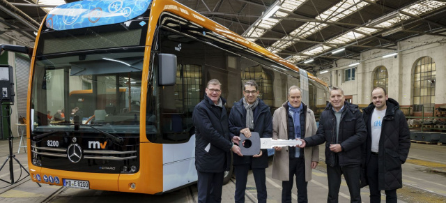 Mercedes-Benz eCitaro G fuel cell im Einsatz: Auslieferung der weltweit ersten eCitaro-G-fuel-cell- Serienfahrzeuge an Rhein-Neckar-Verkehr GmbH