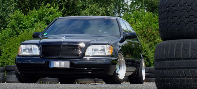 Mercedes-Benz S-Klasse Tuning: Big. Black. Breit: Der Mercedes W140 geht optisch in die Vollen.  