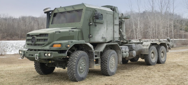 Daimler Truck auf der Eurosatory 2024 (17.06-21.06.): Mercedes-Benz Special Trucks erweitert Defence- Portfolio: vierachsiger Zetros mit Allradantrieb erstmals auf der Eurosatory zu sehen