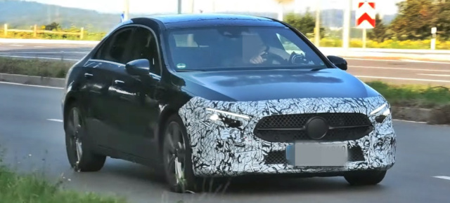 Mercedes Erlkönig-Video: Spy Shot: Mercedes-A-Klasse Limousine V177 MoPf