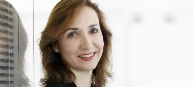 Daimler AG Personal: Daimler-Aufsichtsrat beruft Renata Jungo Brüngger in den Vorstand